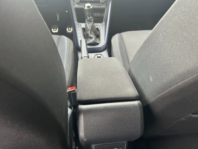 Volkswagen Polo 5-tg United Navi,SHZ,R-Kamera,PDC,Klimaautomatik!