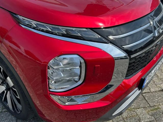 Mitsubishi Outlander 4WD PHEV