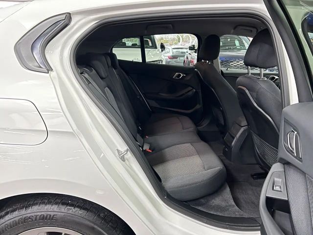 BMW 116 116d Advantage pakket Sedan