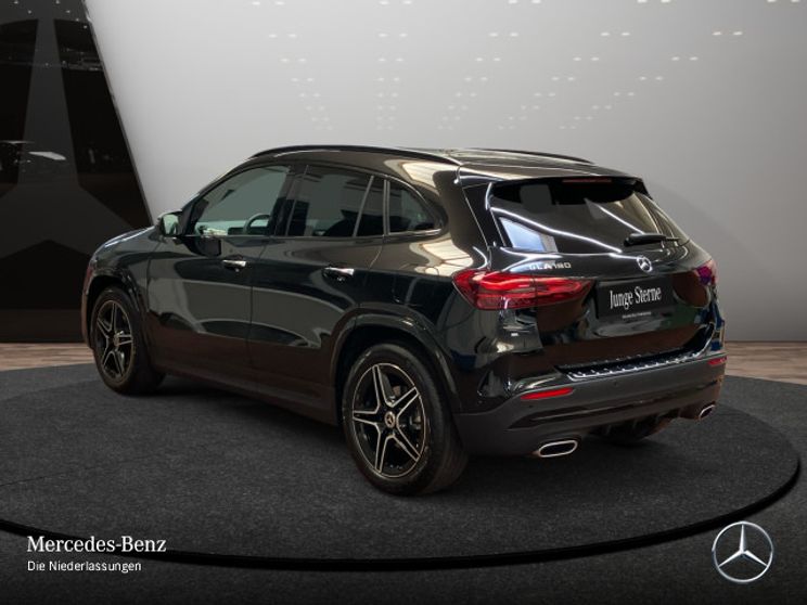 Mercedes-Benz GLA 180 AMG Line