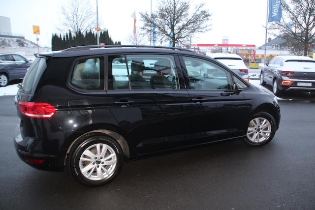 Volkswagen Touran 1.5 TSI DSG