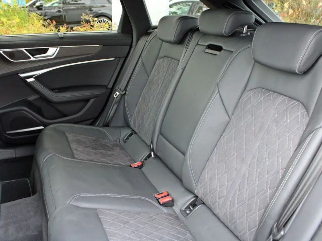 Audi S6 Avant Quattro