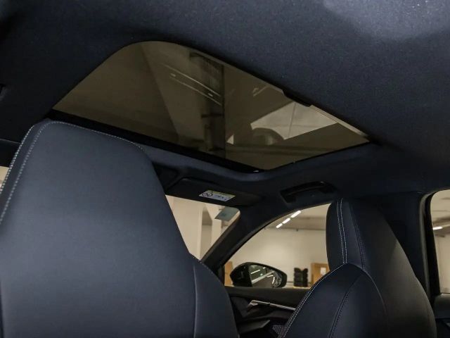 Audi A3 35 TFSI S-Line Sedan