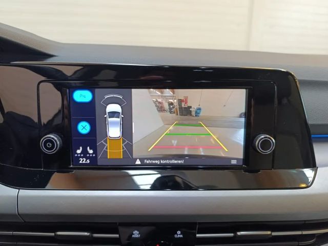 Volkswagen Golf Life