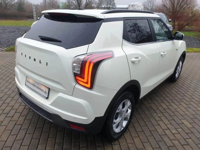 SsangYong Tivoli 2WD Quartz
