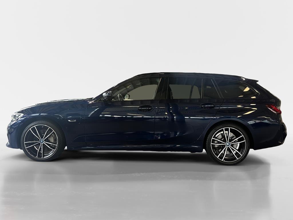 BMW 330 330e xDrive