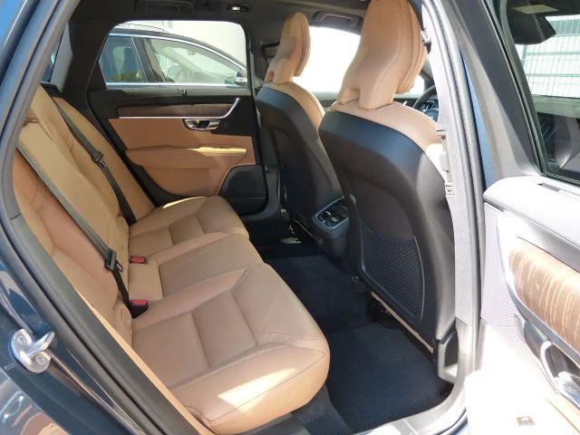 Volvo V90 Cross Country AWD Ultimate