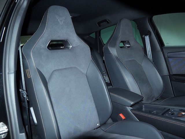 Cupra Leon Leon 1.5 eTSI  PDC SHZ KAMERA NAVI AHK ACC LED