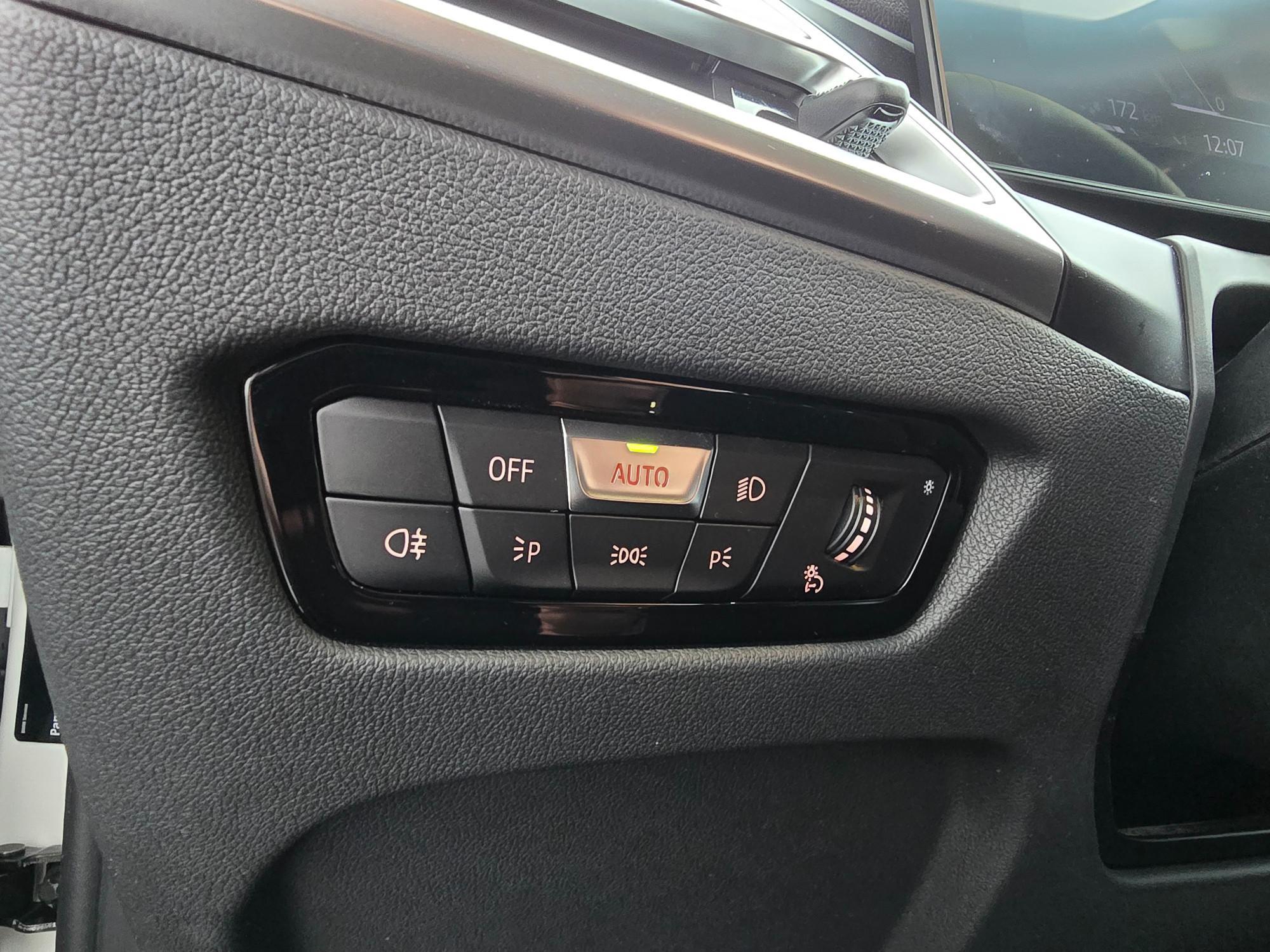 BMW 330 330e Touring