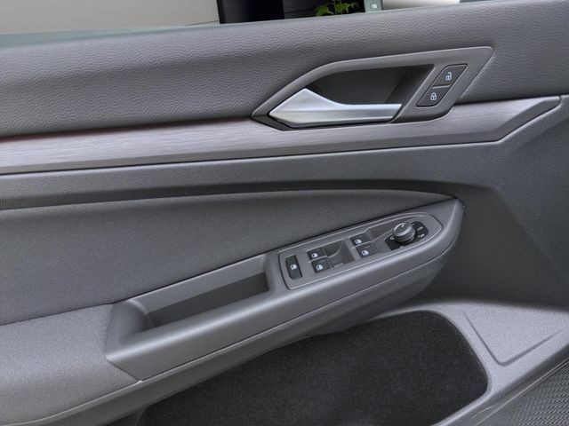 Volkswagen Golf 1.5 eTSI DSG Style