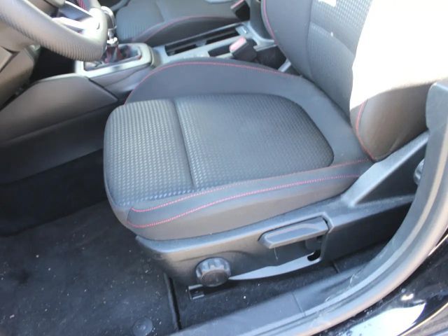 Ford Focus EcoBoost ST Line