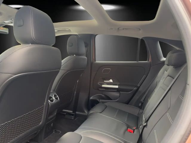 Mercedes-Benz EQA 350 4MATIC AMG Line