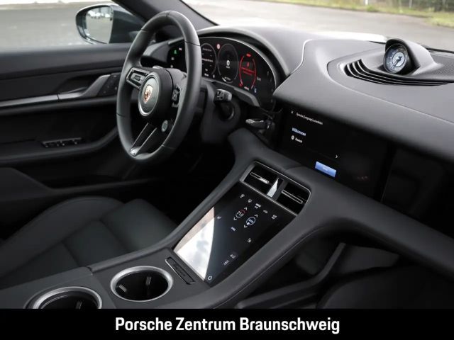 Porsche Taycan 4 Cross Turismo