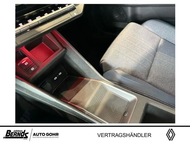 Renault 4 Comfort E-Tech Techno