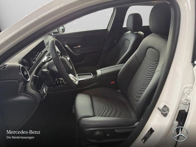 Mercedes-Benz A 200 Progressive