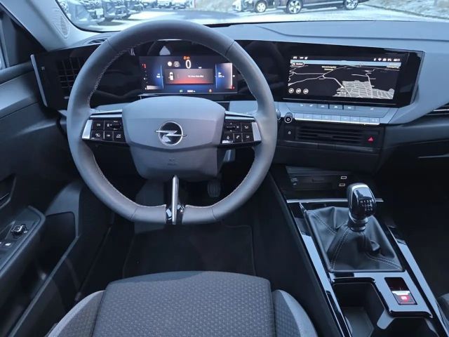 Opel Astra 1.2 Turbo Sports Tourer