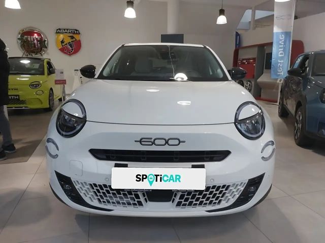 Fiat 600e La Prima