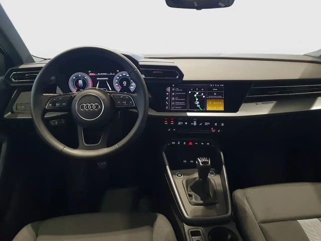 Audi A3 30 TDI Sedan