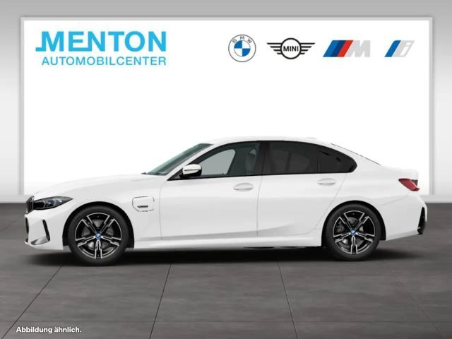 BMW 330 330e M-Sport Sedan