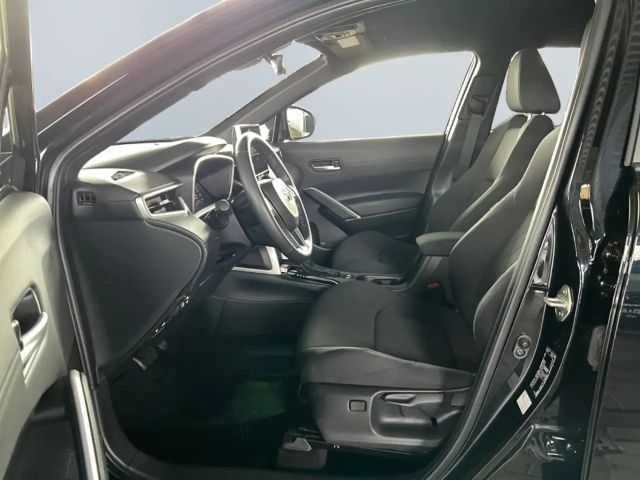 Toyota Corolla Cross Hybride Team D