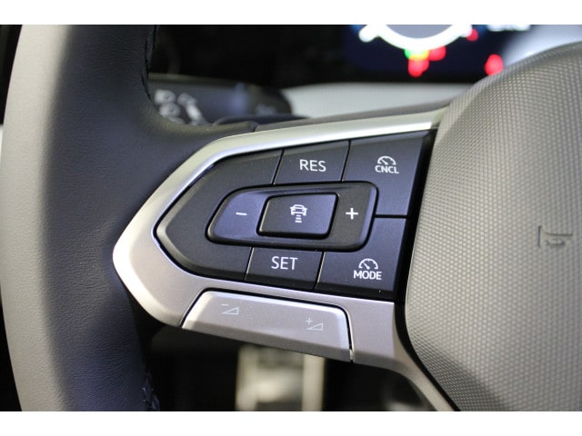 Volkswagen Golf 1.5 eTSI DSG Golf VIII