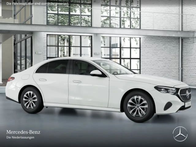 Mercedes-Benz E 220 AVANTGARDE E 220 d Sedan