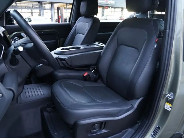 Land Rover Defender 90 Dynamic HSE