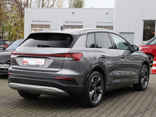 Audi Q4 e-tron SUV 45 e-tron Audi Q4 e-tron