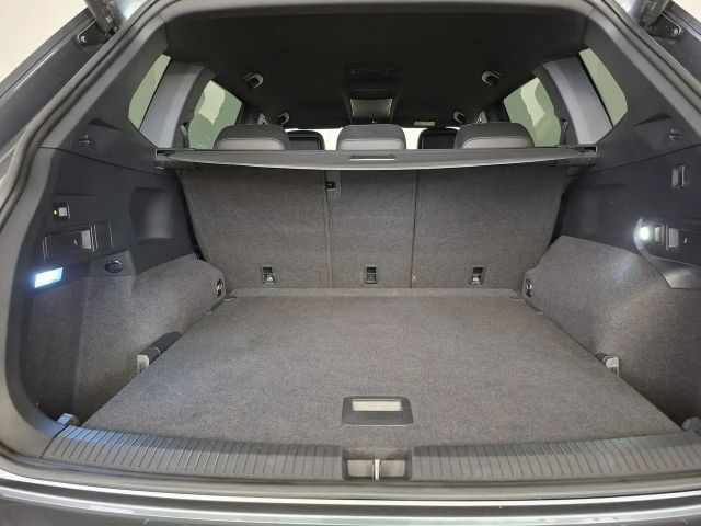 Volkswagen Tiguan Allspace DSG R-Line