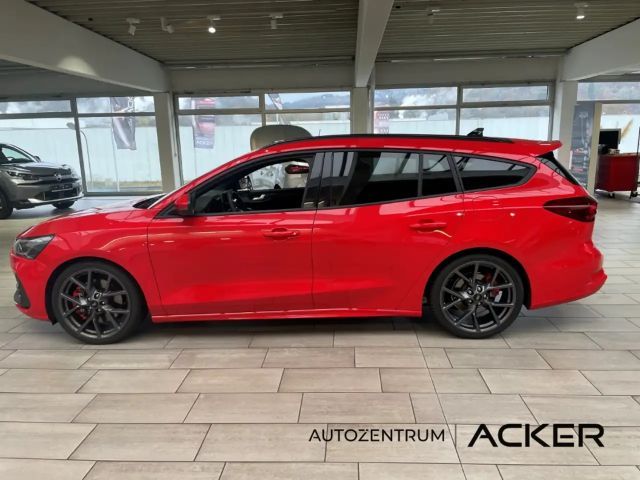 Ford Focus ST Line Wagon