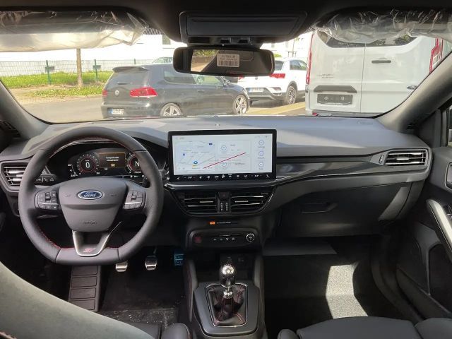 Ford Focus ST Line Wagon