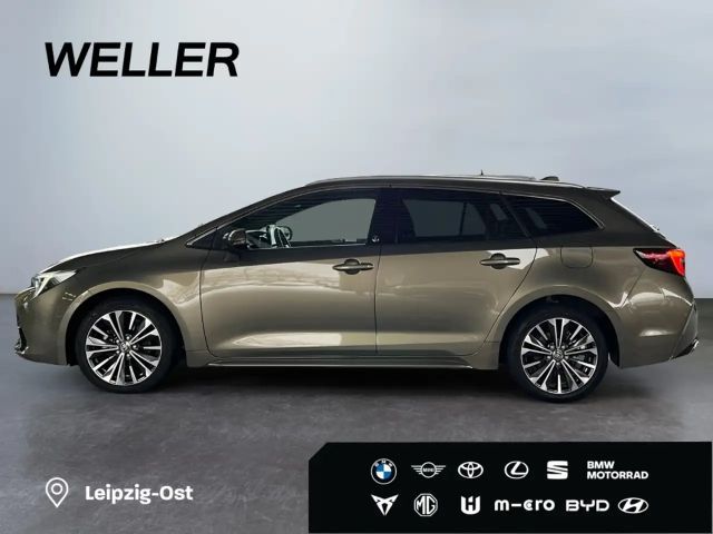 Toyota Corolla Hybride Team D