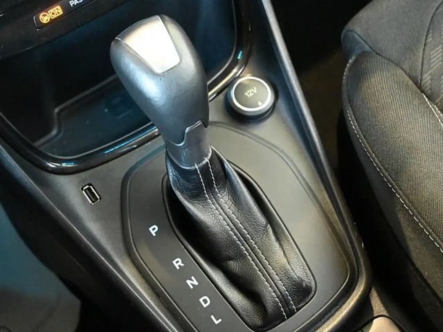 Ford Puma EcoBoost Titanium