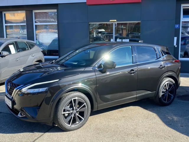 Nissan Qashqai AWD DIG-T Tekna