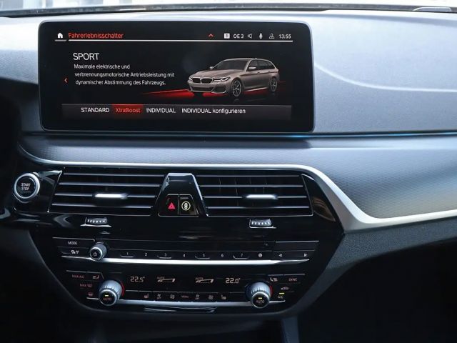 BMW 530 530e M-Sport Touring xDrive