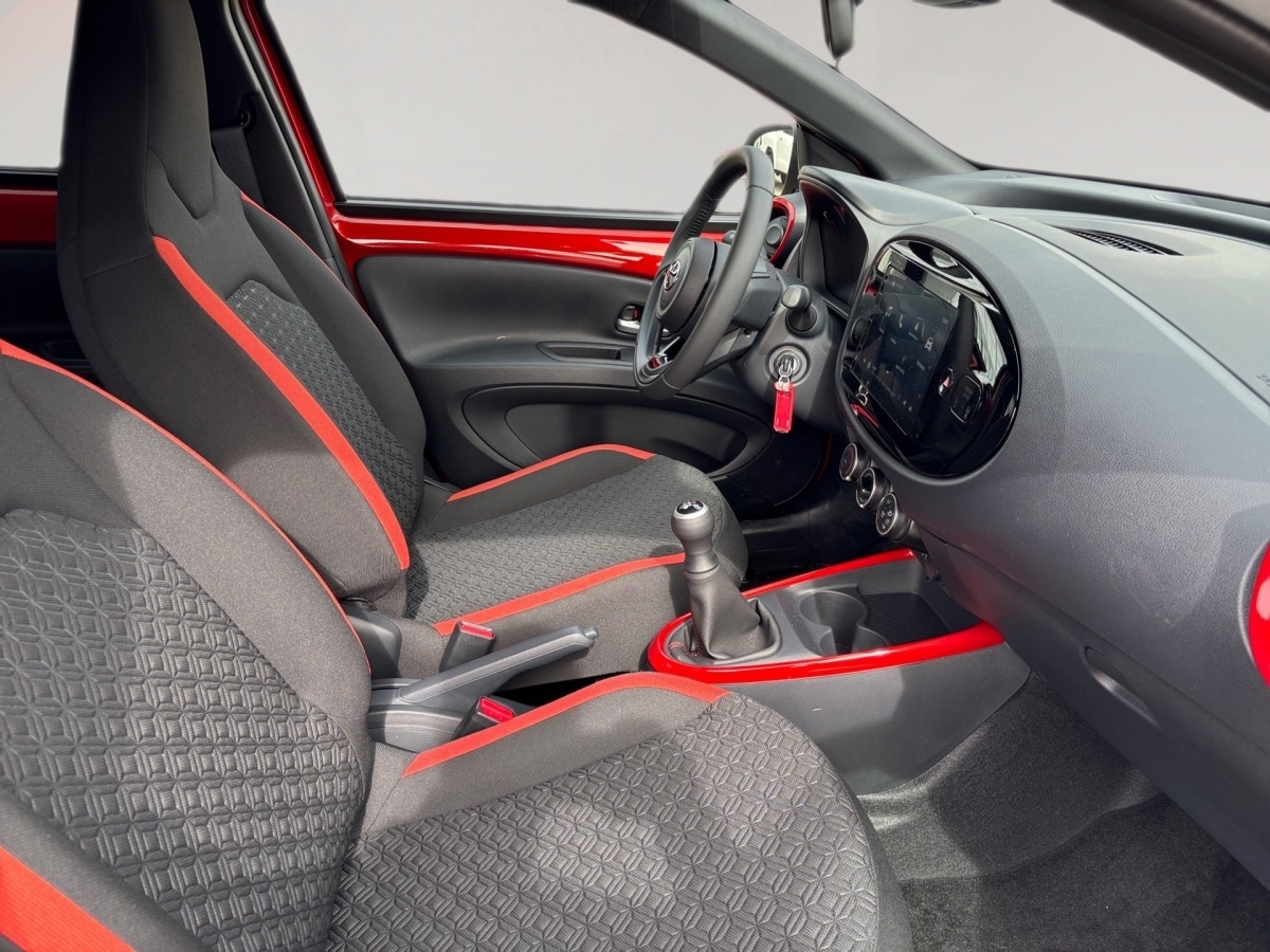 Toyota Aygo X 5-deurs Basis