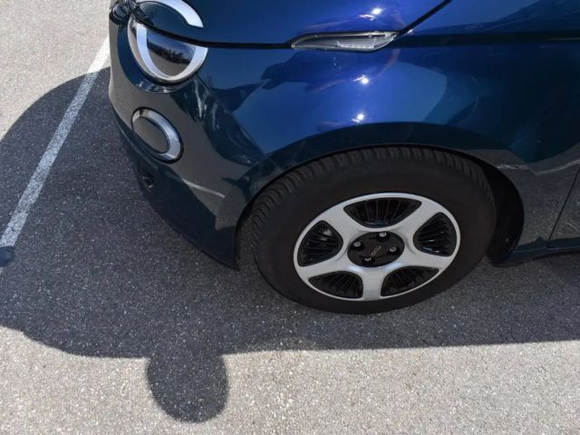 Fiat 500 Action