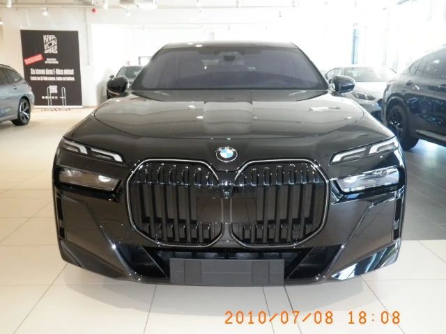 BMW 740 740d Sedan xDrive