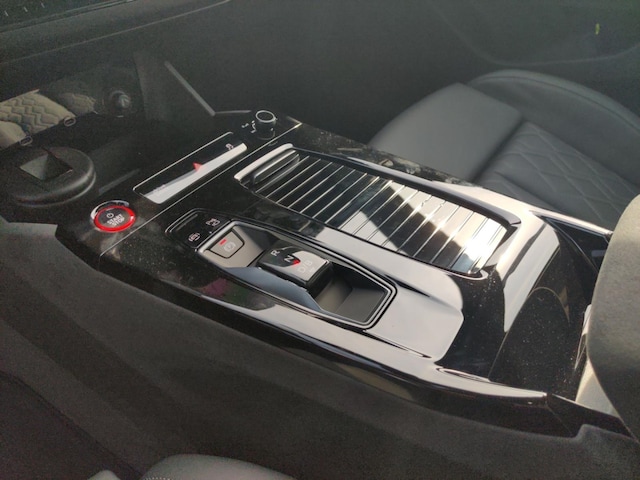 Audi A6 e-tron Avant Quattro