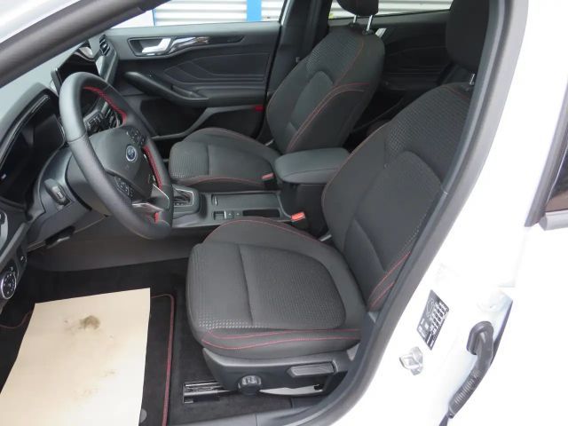 Ford Focus ST Line Wagon