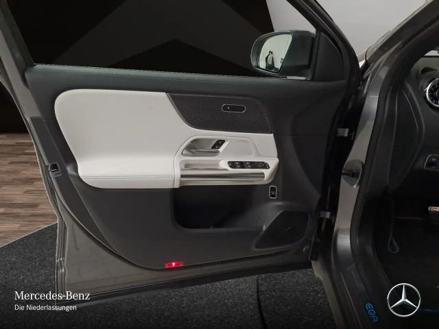 Mercedes-Benz EQA 300 4MATIC