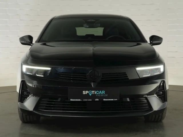 Opel Astra Sports Tourer Ultimate