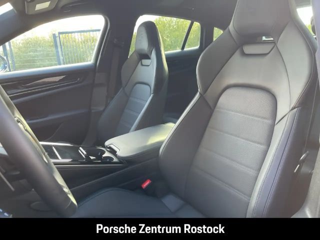 Porsche Panamera 4 E-Hybrid