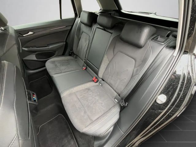 Volkswagen Golf DSG Golf VIII Style Variant