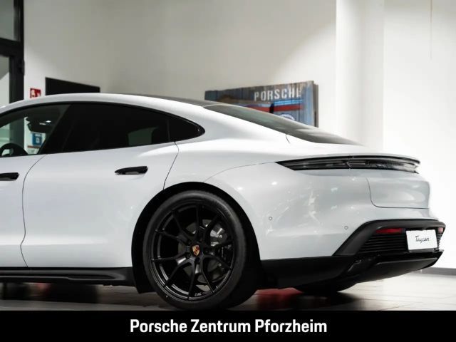 Porsche Taycan BOSE LED-Matrix Panoramadach Luftfederung