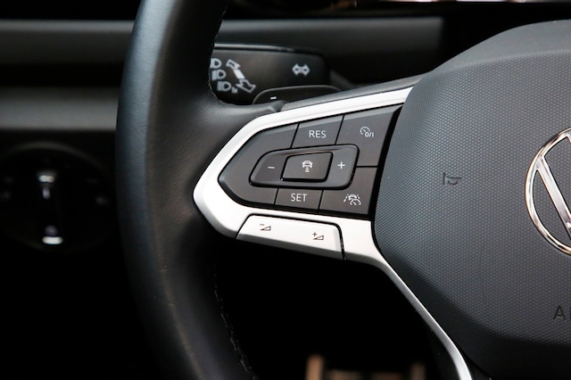 Volkswagen T-Roc 1.5 TSI DSG R-Line Style