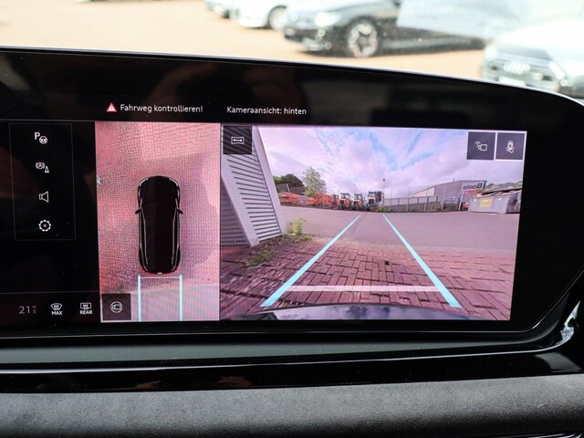 Audi A6 Avant Quattro S-Tronic