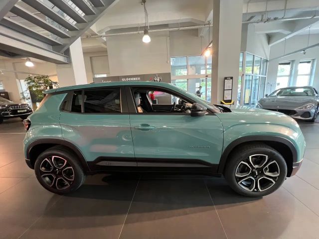 Jeep Avenger Altitude Full-Electric