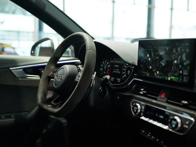 Audi RS4 Avant Quattro