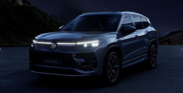 Volkswagen Tayron Tayron 2.0 TDI DSG 4M R-Line MATRIX STANDHZG PA...